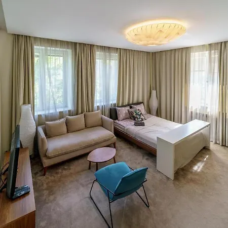 Charming And Cozy-city Center-pl3 Lägenhet *